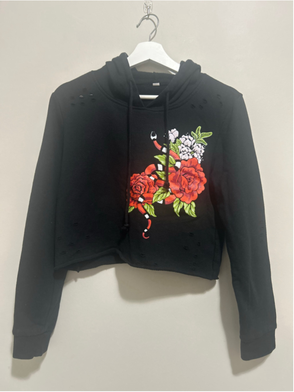Women's Black Distressed Floral Snake Crop Hoodie Size L